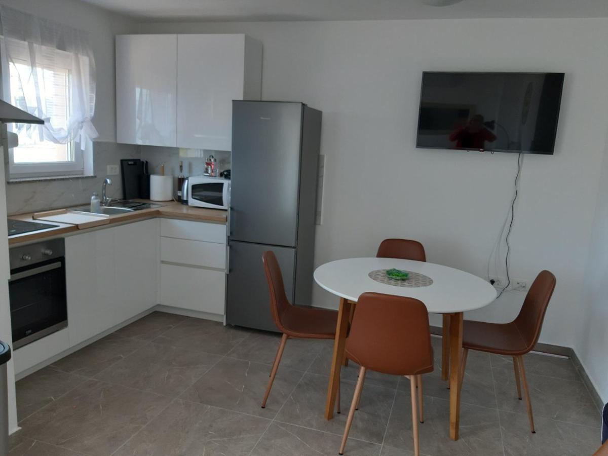 Gita Apartmani ชิซิชี ภายนอก รูปภาพ