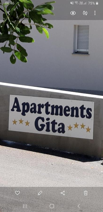 Gita Apartmani ชิซิชี ภายนอก รูปภาพ